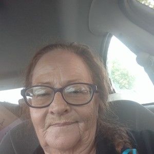 Meet your Posher, Anita